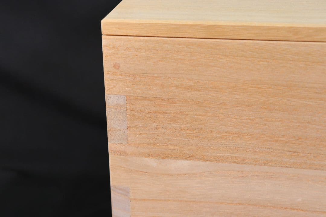 【新米の美味しさ長続き】【20キロ用】桐米びつ　欅材