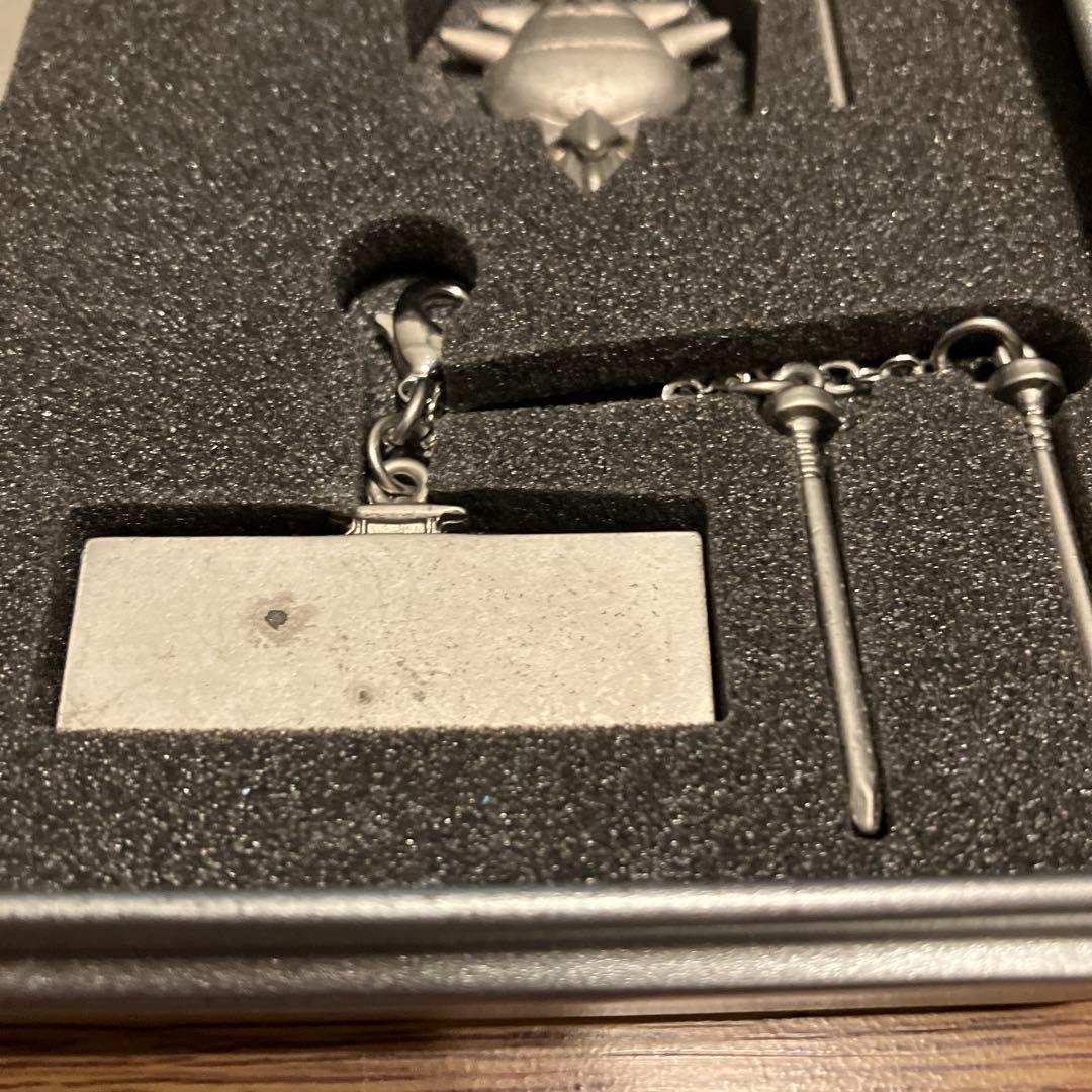 劇場版トライガン Badlands Rumble メタルチャームセット - メルカリ