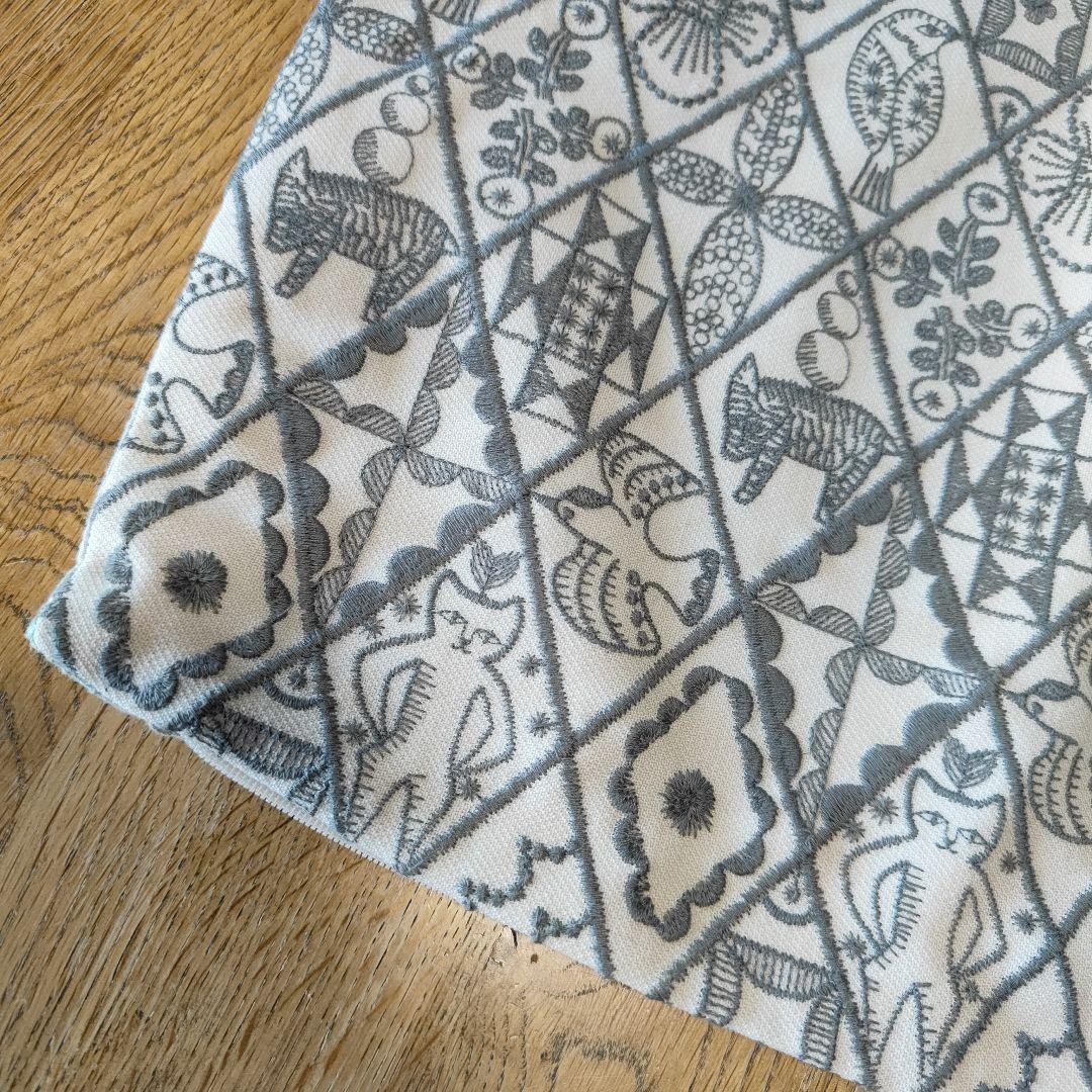 ミナペルホネン　クッションカバー　リメイク品　ハンドメイド　USED