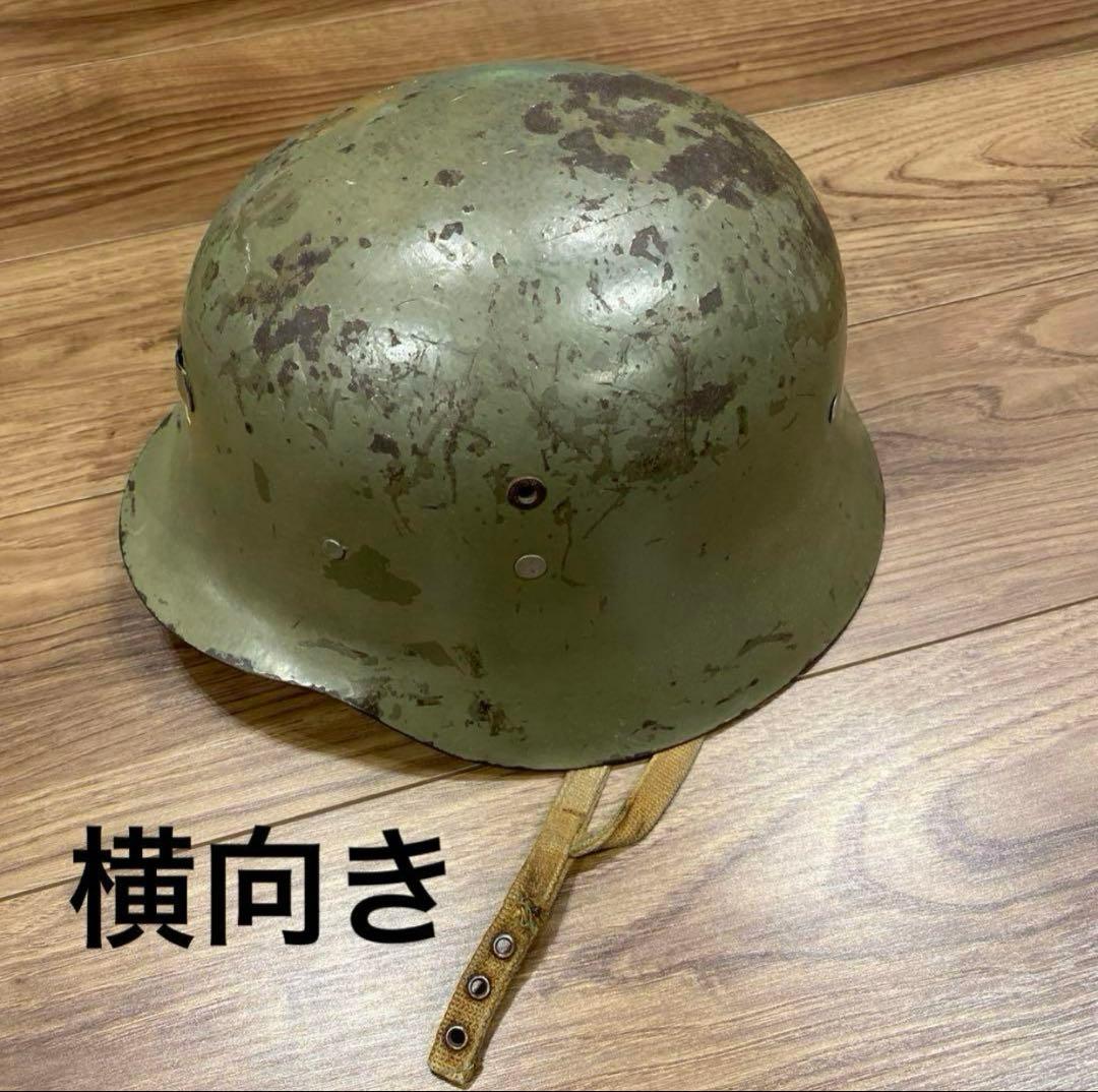 スペイン軍　ヘルメット　重たいです。　当然なのでしょうが。。