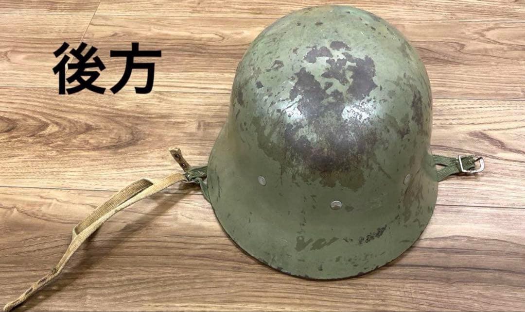 スペイン軍　ヘルメット　重たいです。　当然なのでしょうが。。