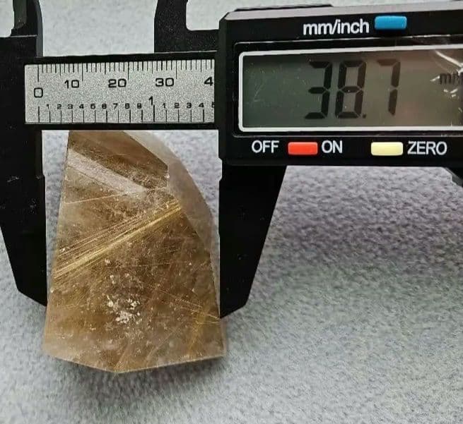 ゴールドルチル　53.3mm 90.4g ポリッシュ ヘマタイト　太陽放射