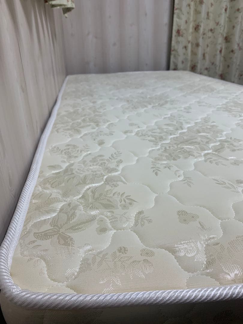 アイリスオーヤマ　シングルマットレス&フレームセット