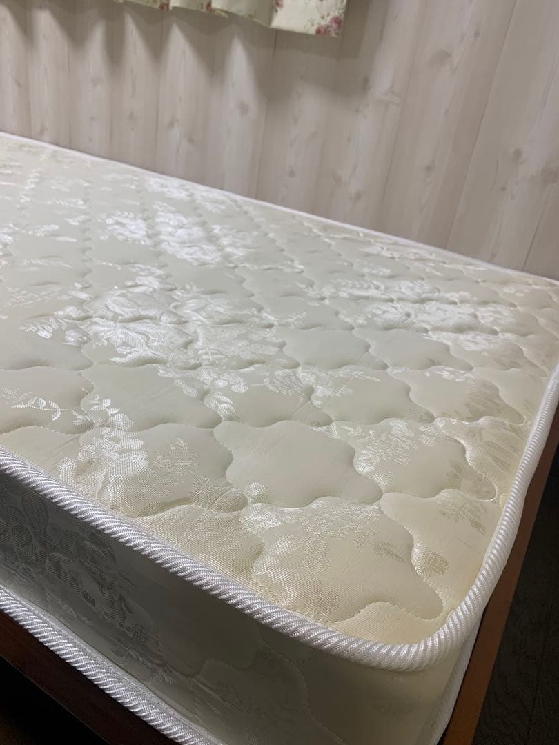 アイリスオーヤマ　シングルマットレス&フレームセット