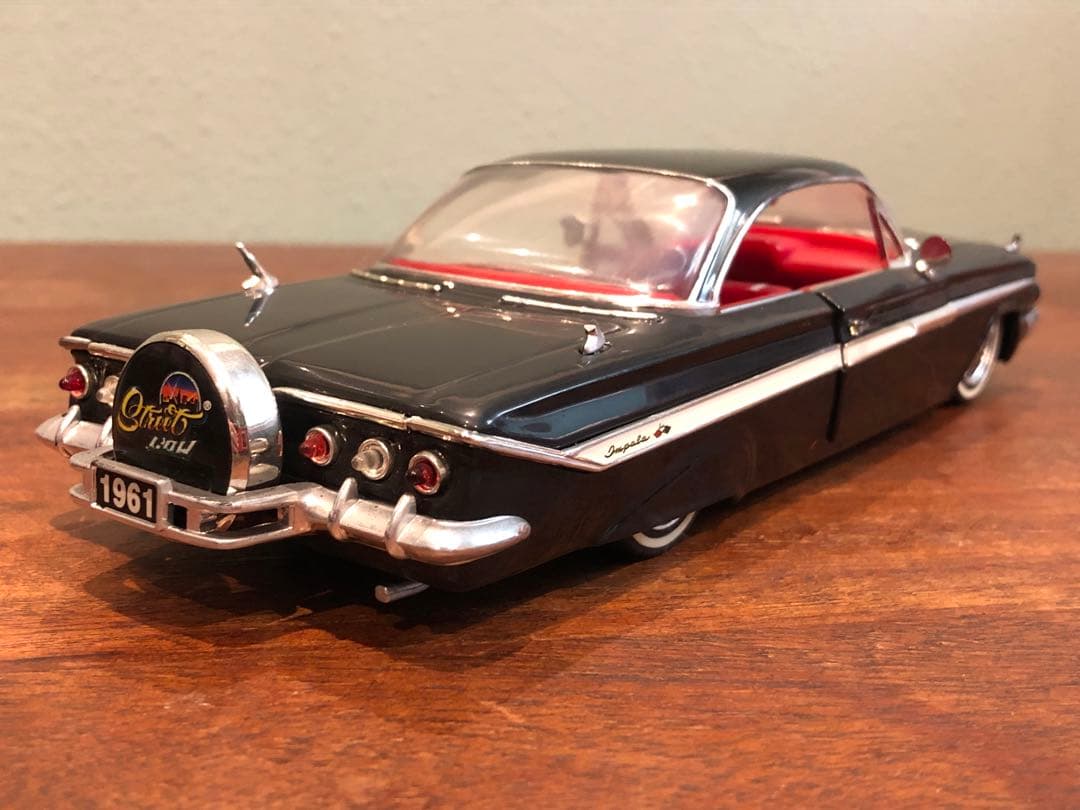 1961 シボレー インパラ JADA TOYsミニカー - メルカリ