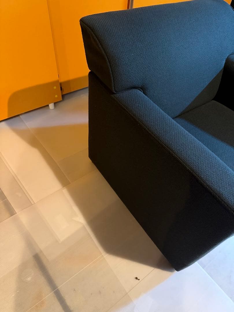 応接室用ソファ1人掛け×3、3人掛け×1 引き取り限定