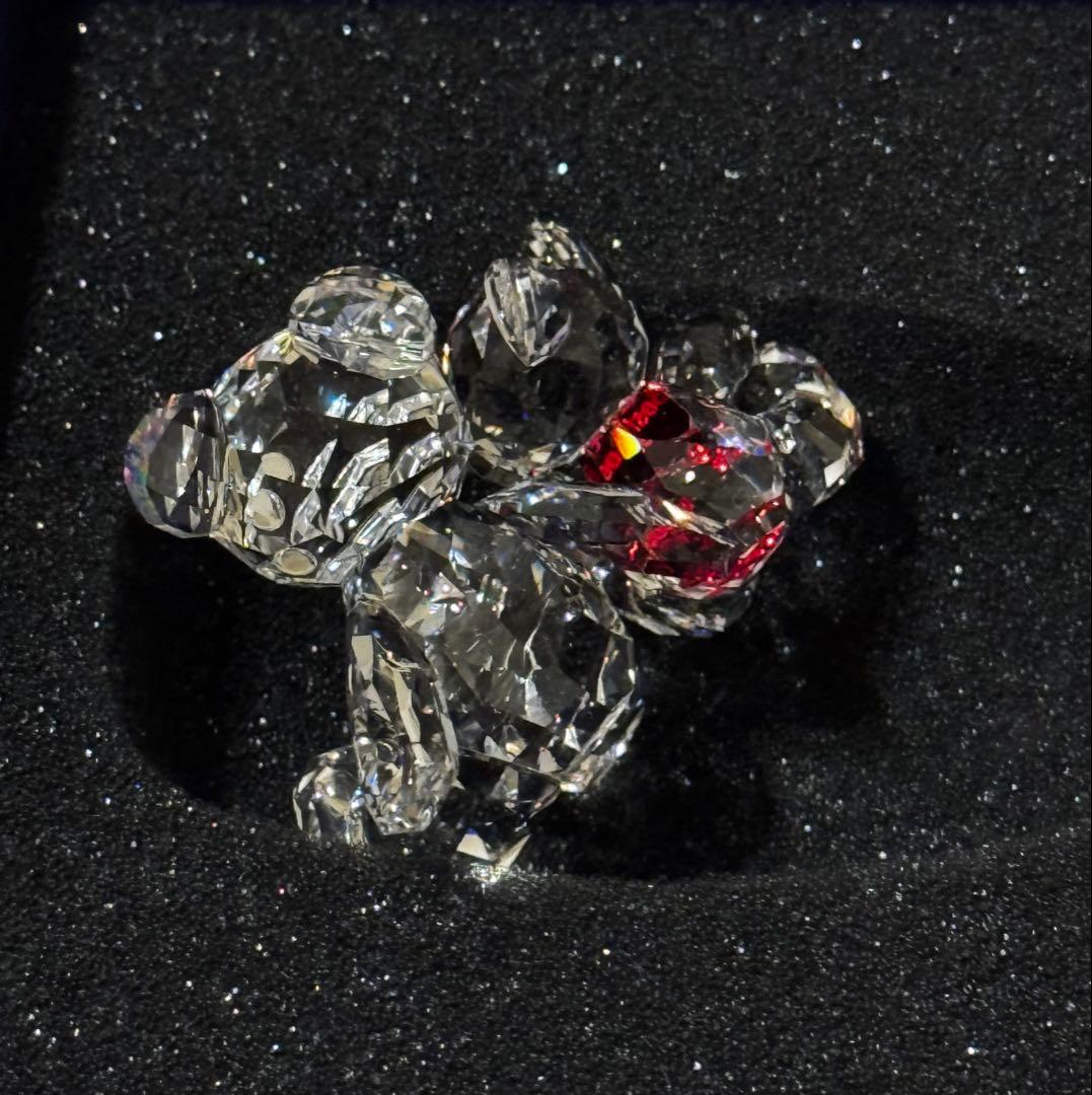 スワロフスキー　クマ