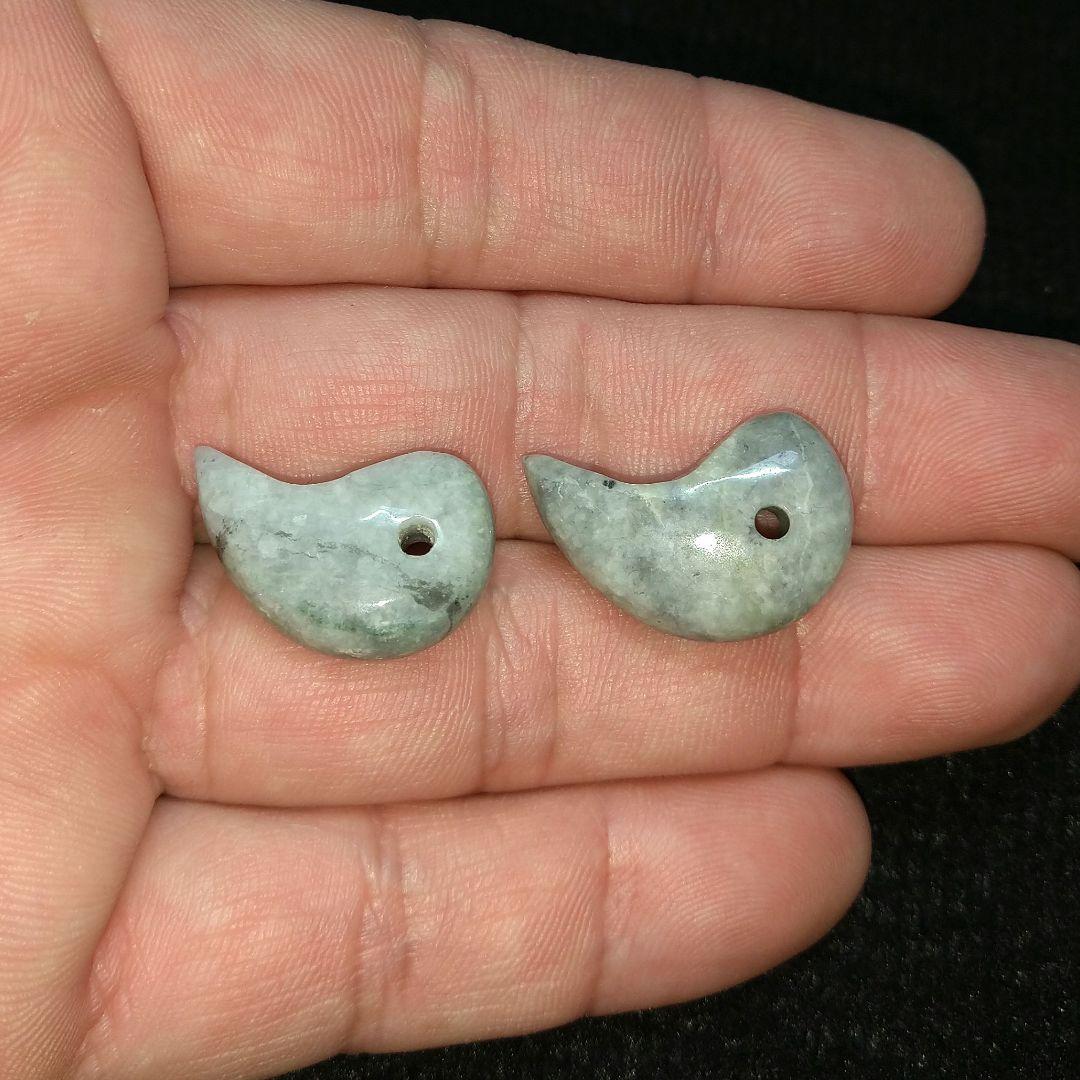 【新潟産】糸魚川翡翠《勾玉》２個セット　日本　健康