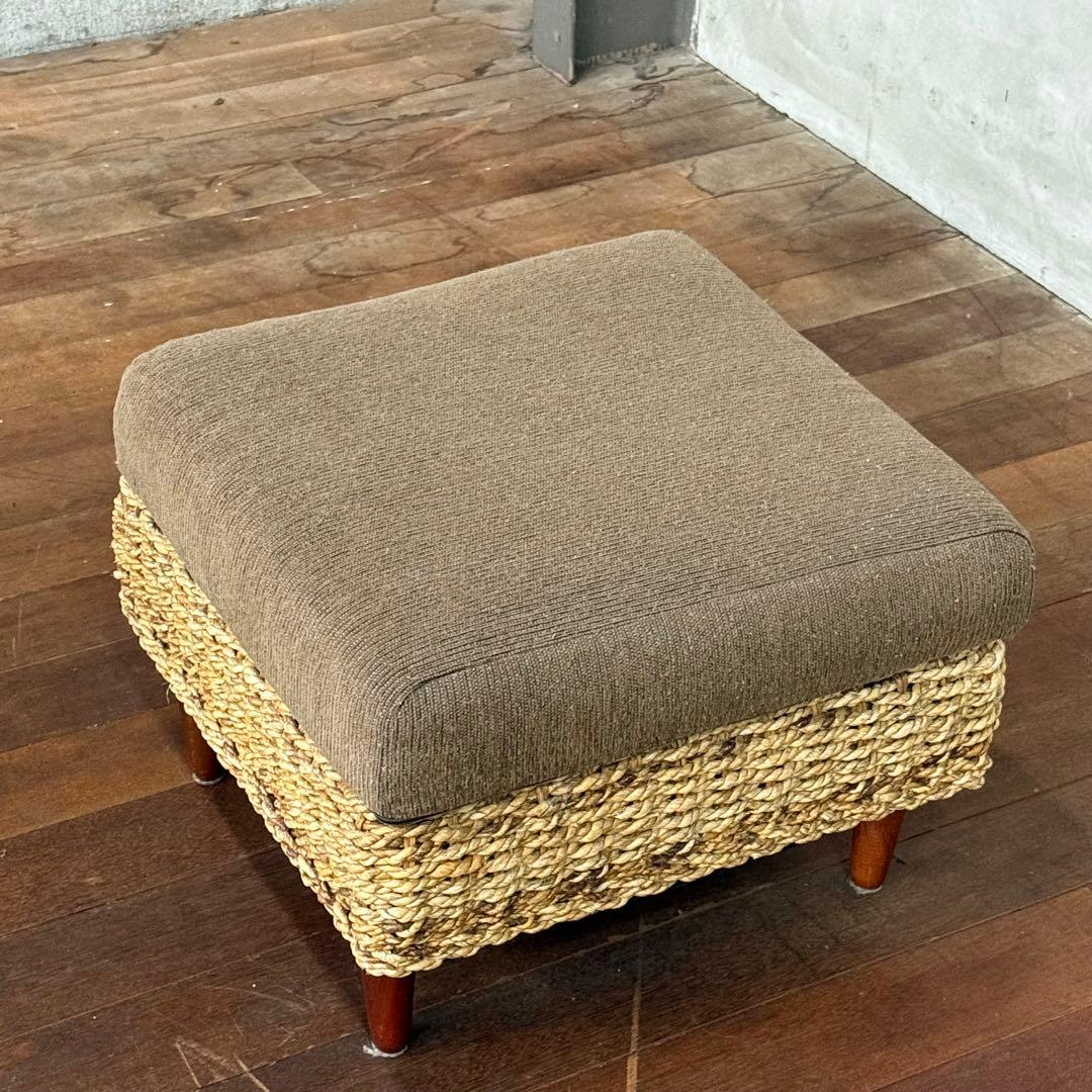 H17C16c ウォーターヒヤシンス オットマン