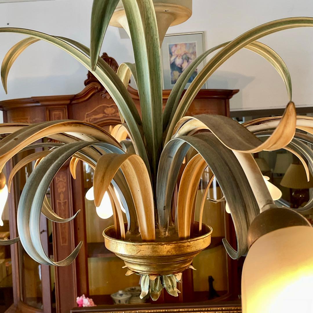 r194 IDC大塚家具×DELTA 8灯シャンデリア 上品でエレガント