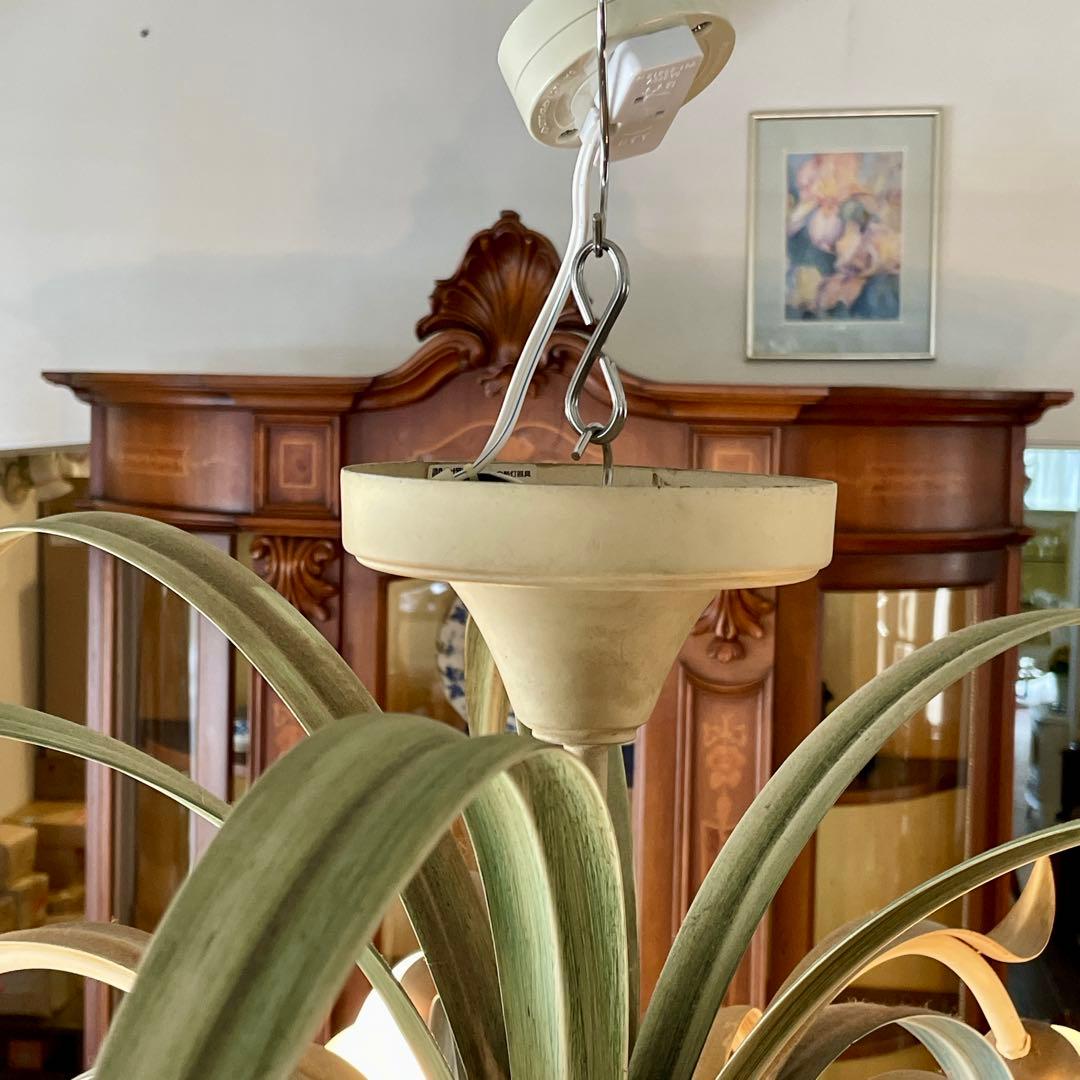 r194 IDC大塚家具×DELTA 8灯シャンデリア 上品でエレガント