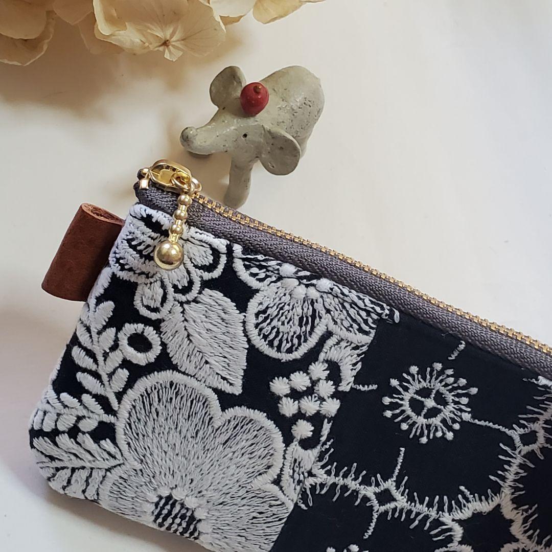 ミナペルホネン　ペンケース　smile flower