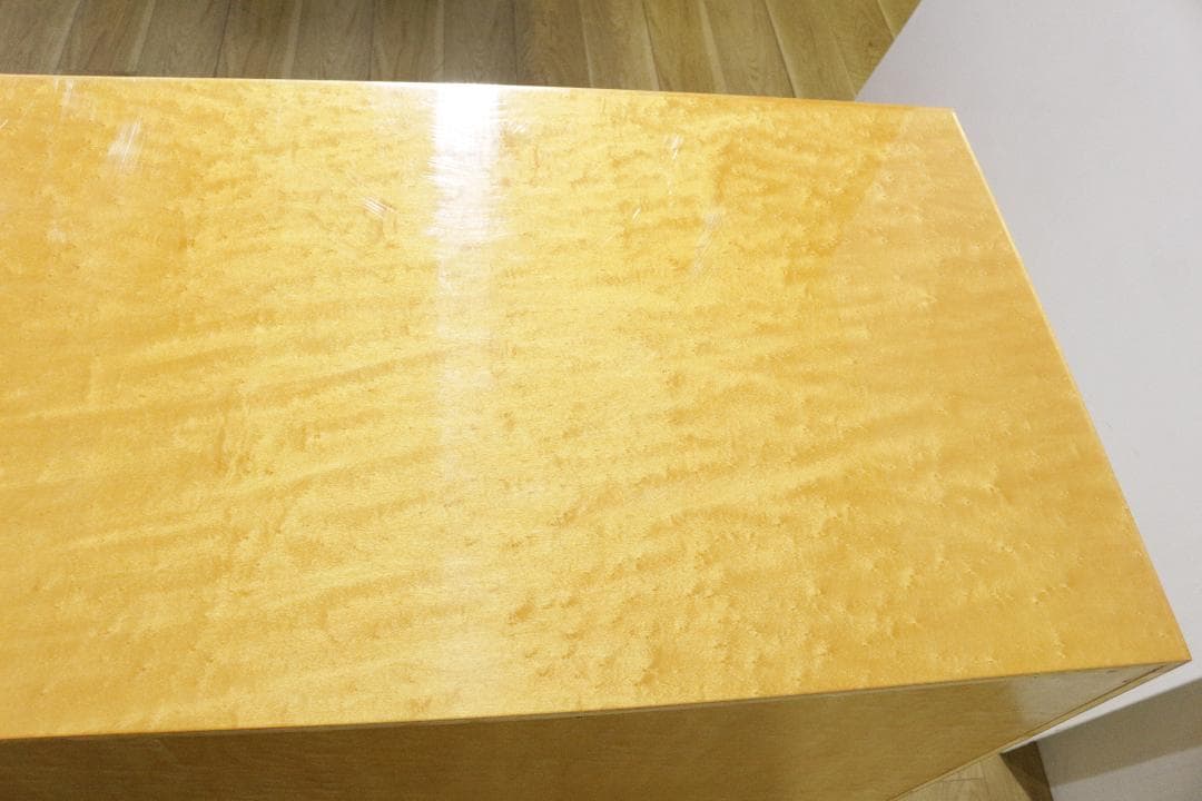 IDC大塚家具最高級「スプレンダー」シリーズ★バーズアイメープル　サイドボード