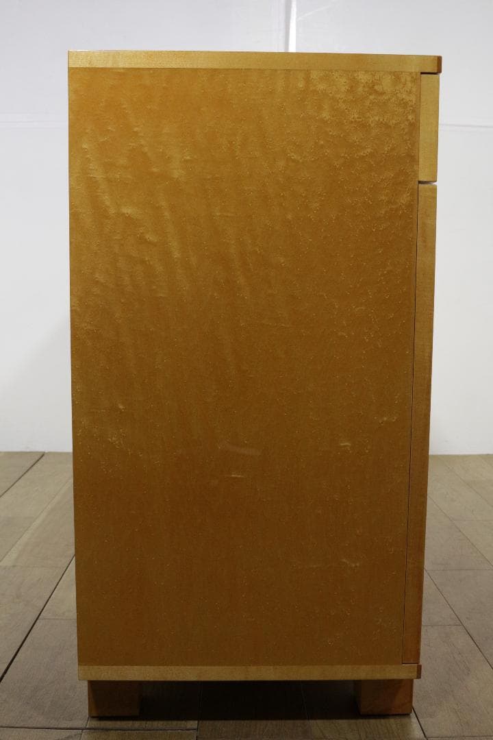 IDC大塚家具最高級「スプレンダー」シリーズ★バーズアイメープル　サイドボード