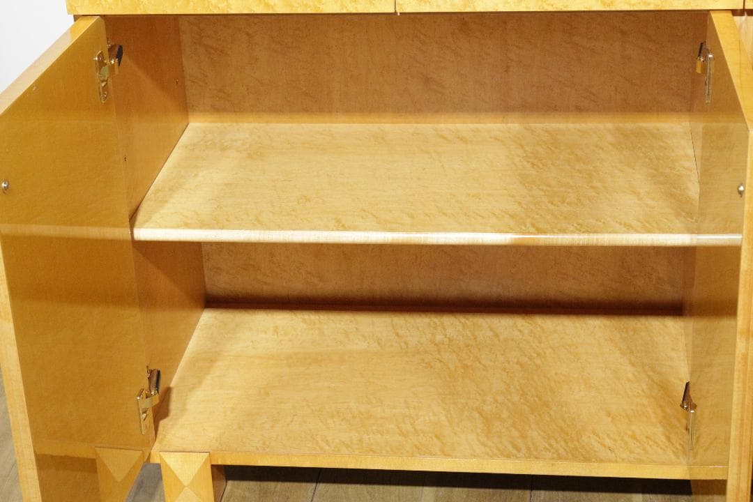 IDC大塚家具最高級「スプレンダー」シリーズ★バーズアイメープル　サイドボード