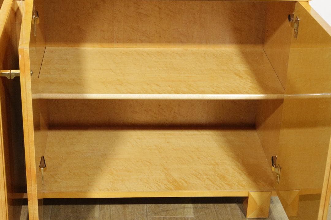 IDC大塚家具最高級「スプレンダー」シリーズ★バーズアイメープル　サイドボード