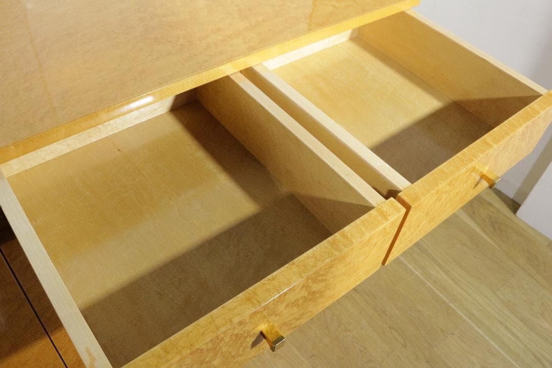 IDC大塚家具最高級「スプレンダー」シリーズ★バーズアイメープル　サイドボード