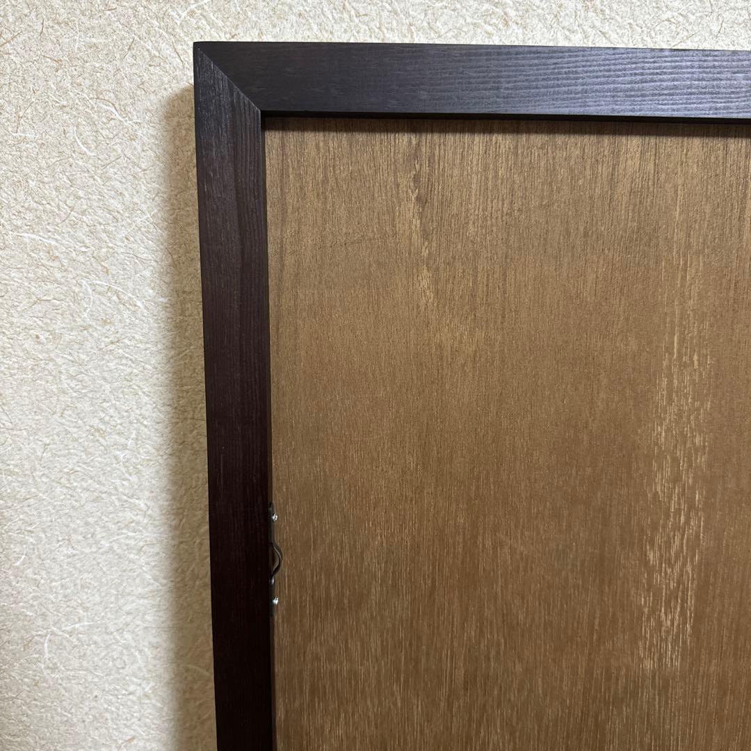 【新品】木製フレームの壁掛け鏡