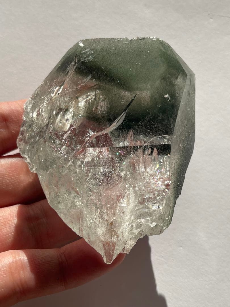 ガネーシュヒマール産　水晶　クローライト　ファントム