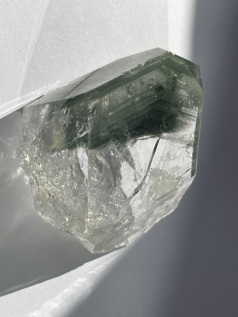 ガネーシュヒマール産　水晶　クローライト　ファントム