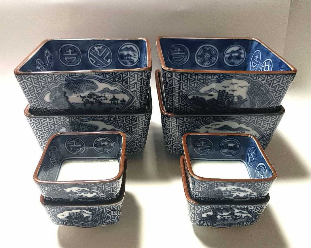 源右衛門窯 染付 祥瑞間取山水図 向付 大小各4客組 未使用品