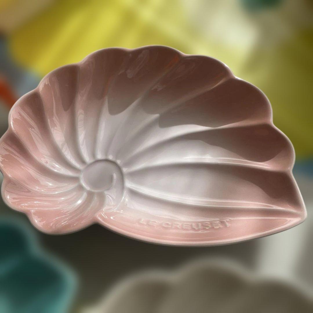 ル・クルーゼ ミディアムシェルディッシュ3枚 - メルカリ