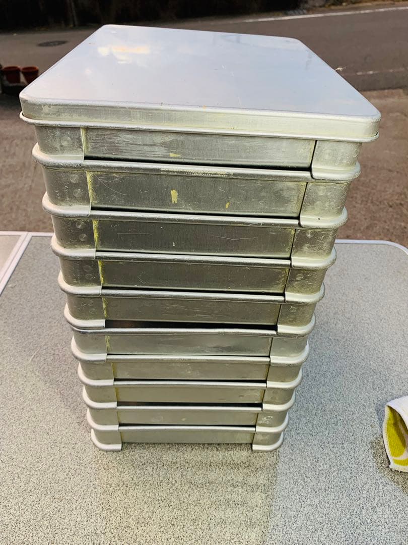 【餃子バット】10段　蓋あり　中古　スタッキング式　ケース　業務用　飲食費