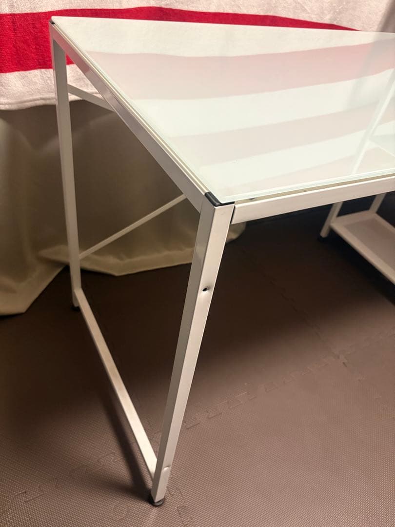 【Sierra 1200 GL】LOWYAガラス天板ラック付きデスク ホワイト