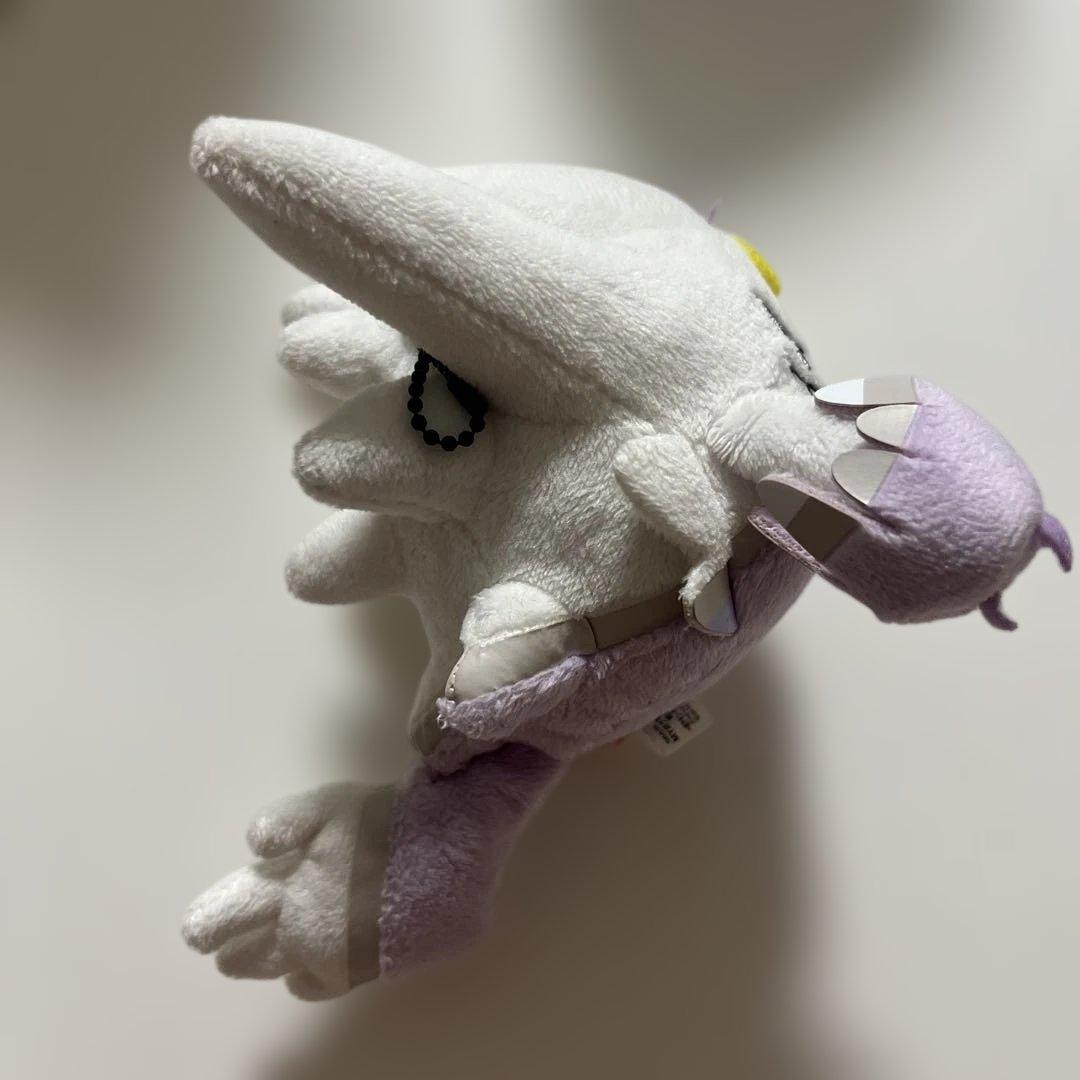 希少 白いメガゲンガー ぬいぐるみ マスコット モンコレ 色違い