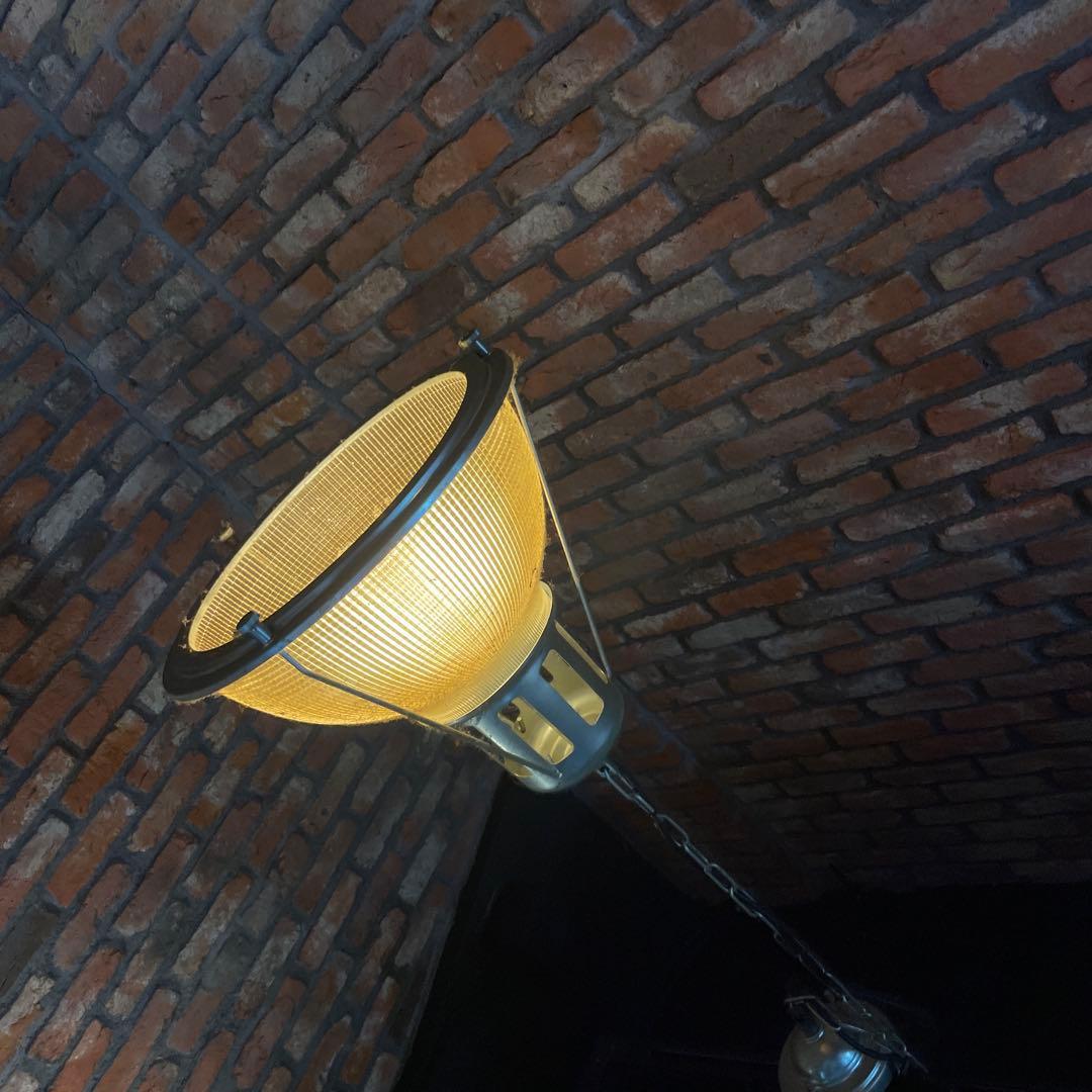 メタリックペンダントライト クリーム色