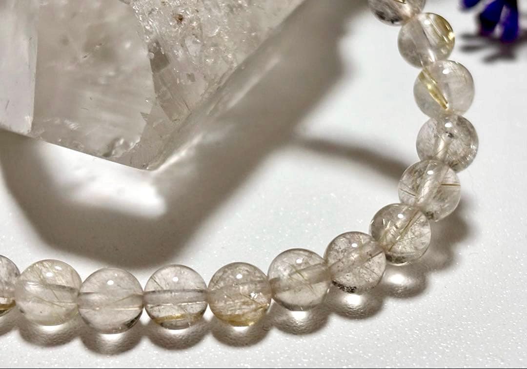 感謝特価　究極品質　超希少幻の銘石　幻の山梨乙女鉱山産ゴールドルチルクォーツ