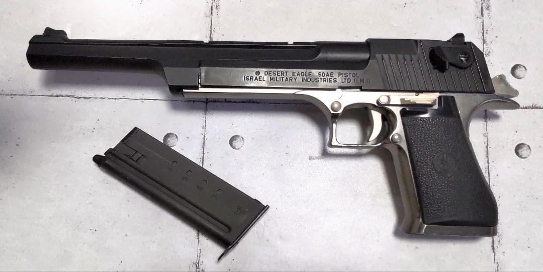 た*る様 お勧め❗️マルイデザートイーグル50AEバイオハザード ´98限定品後