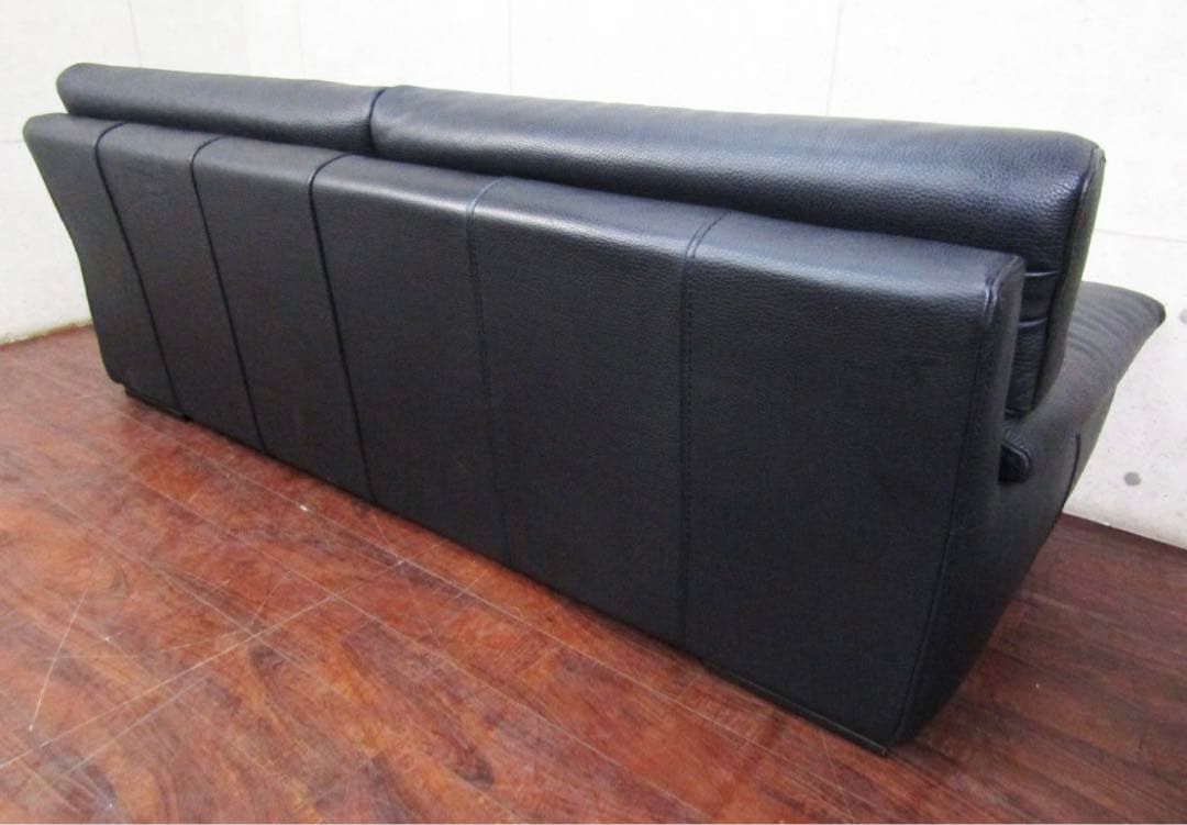 ⭕️ 展示品 KELVIN GIORMANI 最高級 黒総革張り 3人掛けソファ