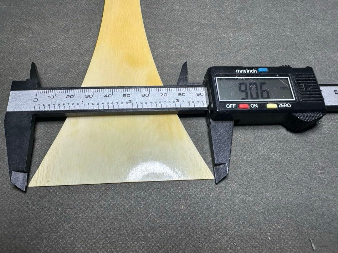 極上　三味線　天然素材　バチ　和楽器 民謡　アンティーク　細密細工