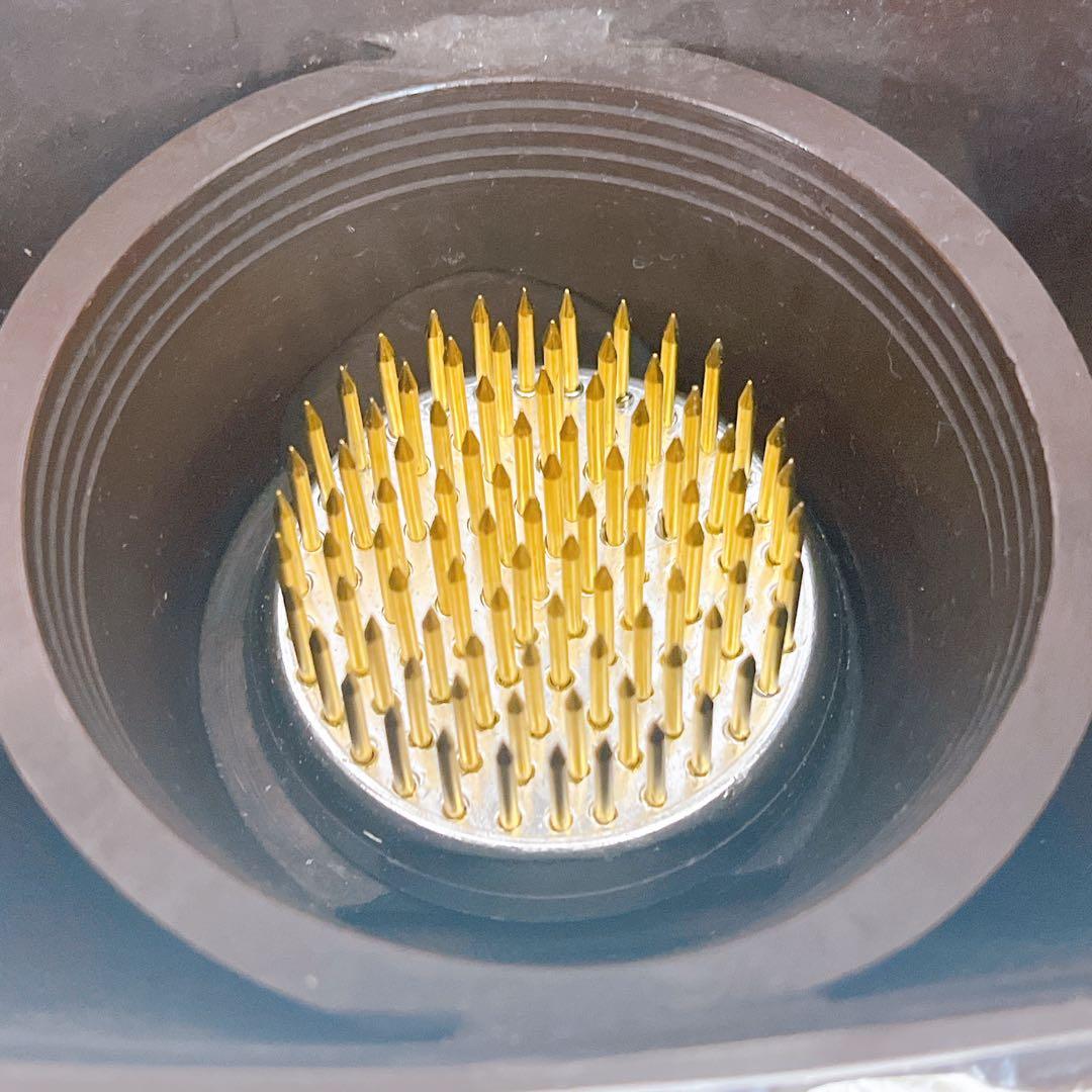 満月 吊り花器 鋳物 花入れ 鉄製 和モダン 茶室 飾り 工芸品 池坊 花器