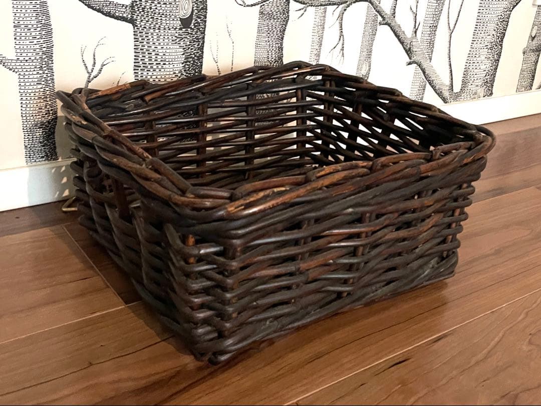 ZARA  大型カゴ(48x48cm） & 小型カゴ (30x25cm)