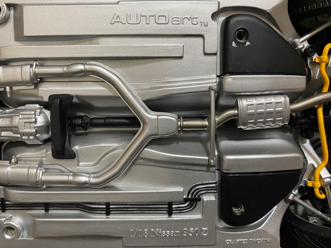 ミニカー AUTOart NISSAN 350Z FairladyZ 1/18