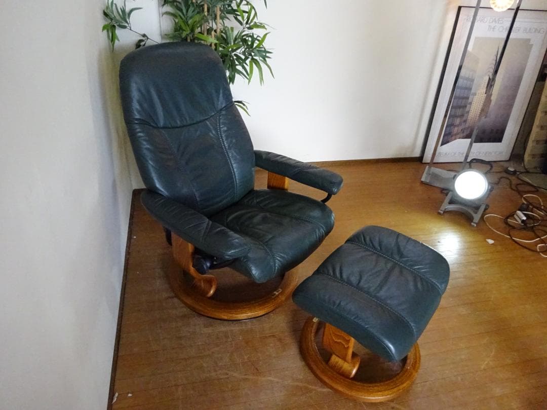 エコーネス　コンサル　ストレスレスチェア　オットマン付　リクライニング　北欧