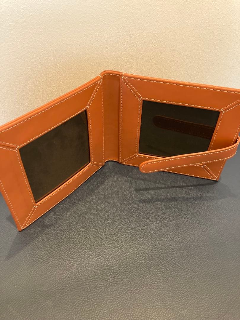 【非売品】ソネバギリ SONEVA GILI ノベルティ レザーフォトフレーム