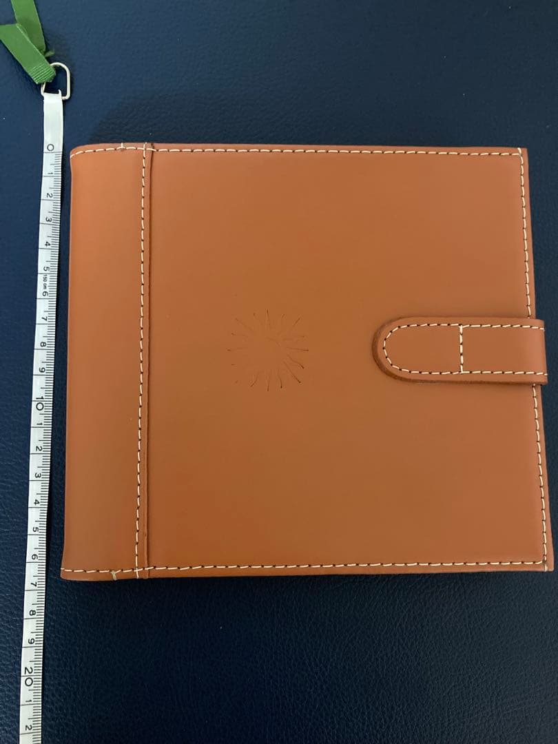 【非売品】ソネバギリ SONEVA GILI ノベルティ レザーフォトフレーム