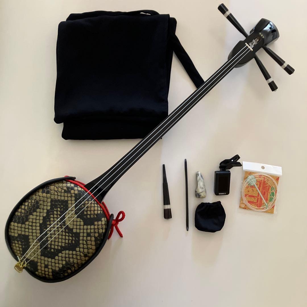 沖縄　三線　さんしん　本体 楽天市場】沖縄三線 アーティストモデル 大工哲弘 知念大工型 本皮