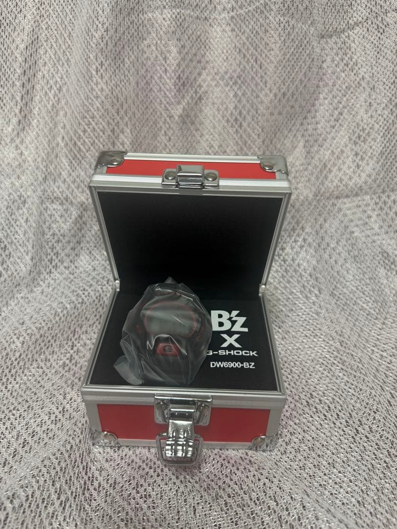 B'z G-SHOCK DW-6900 B'z 30周年記念グッズ ✨️レア品✨️ - メルカリ