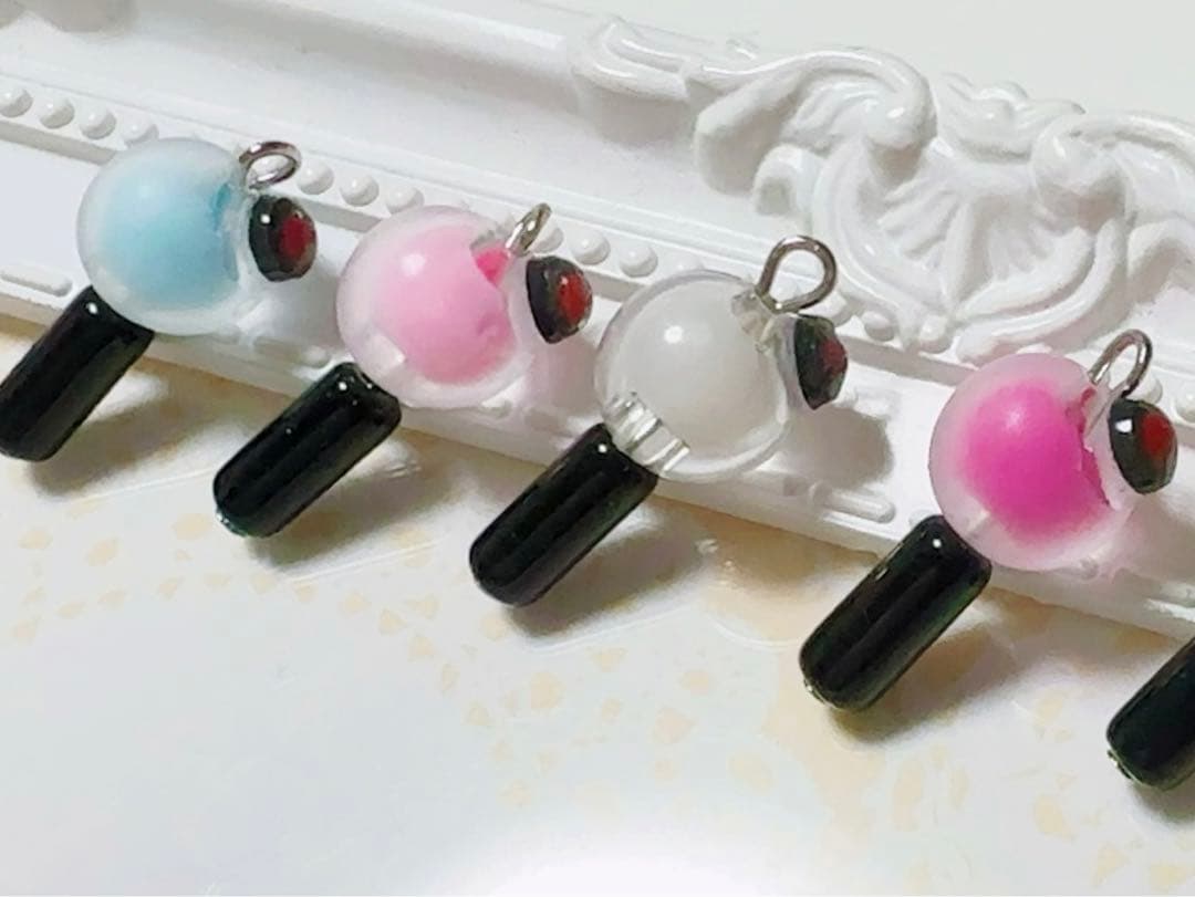 【オーダーページ】 BTS 推しカラー アミボムネックレス