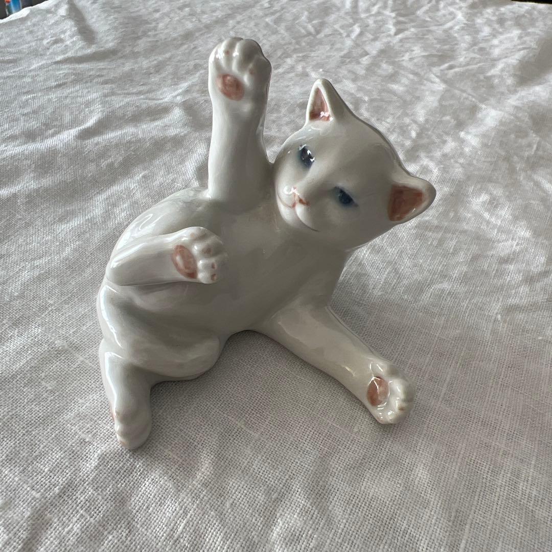   ロイヤル・コペンハーゲン 猫の置物 302