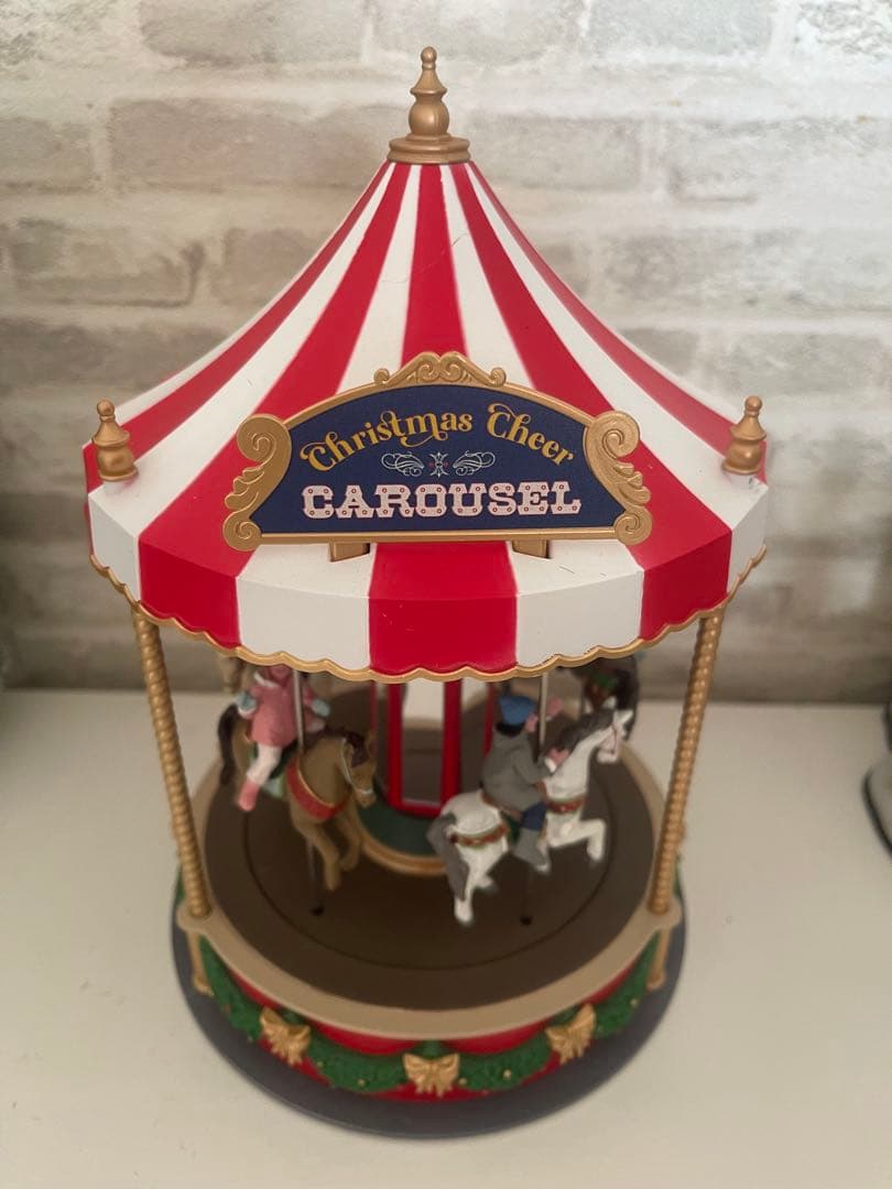 オルゴール Lemax Christmas Cheer Carousel