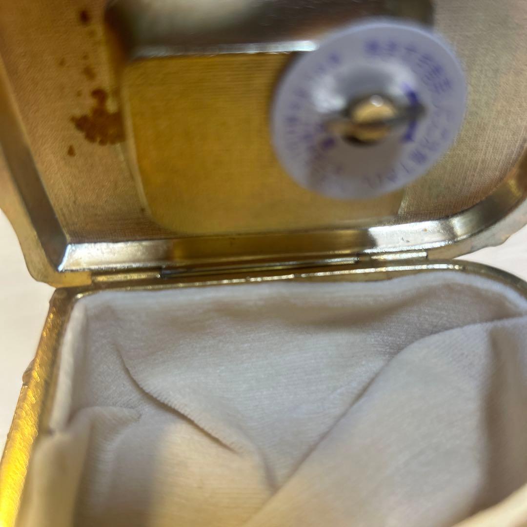 オルゴール 女性の彫刻 バラ装飾