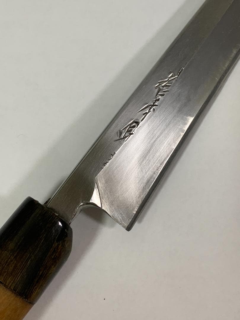 正千代 純日本鋼 正本系 鰻裂包丁　17.6Cm