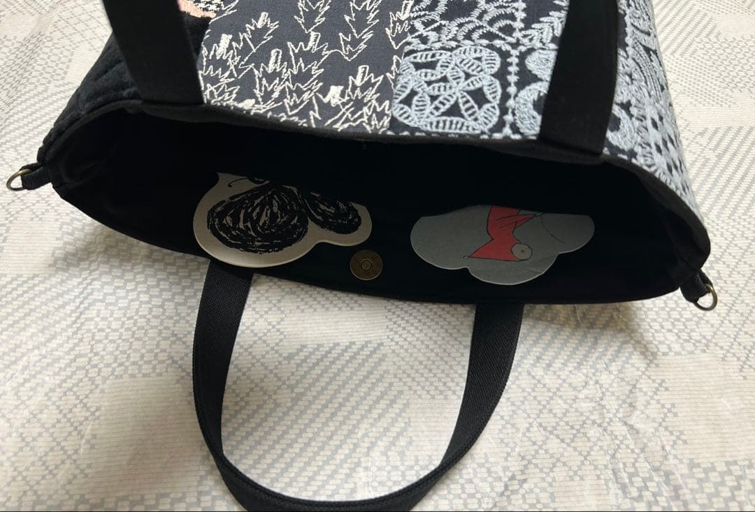 ハンドメイド ミナペルホネン パッチの楕円底トート