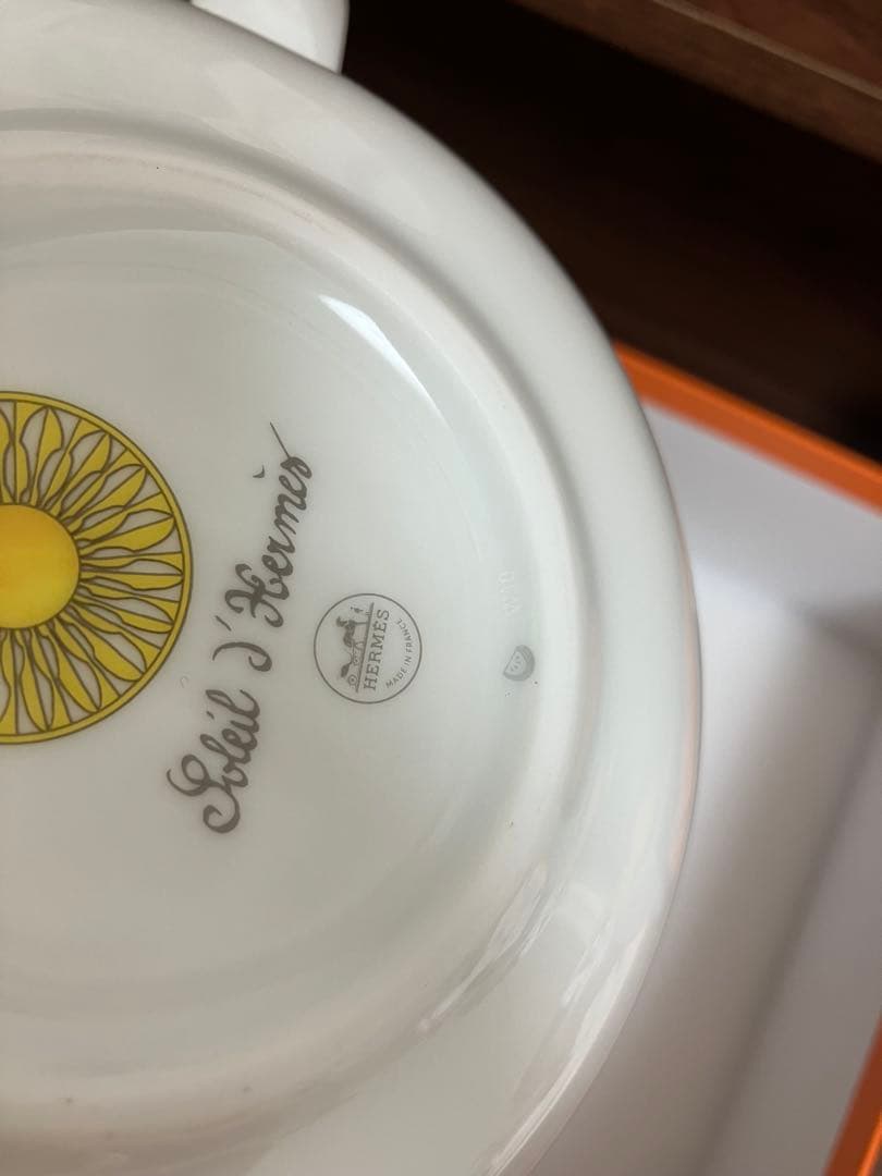 ソレイユ ドゥ エルメス ティーポット　シュガーポット　ティーカップセット