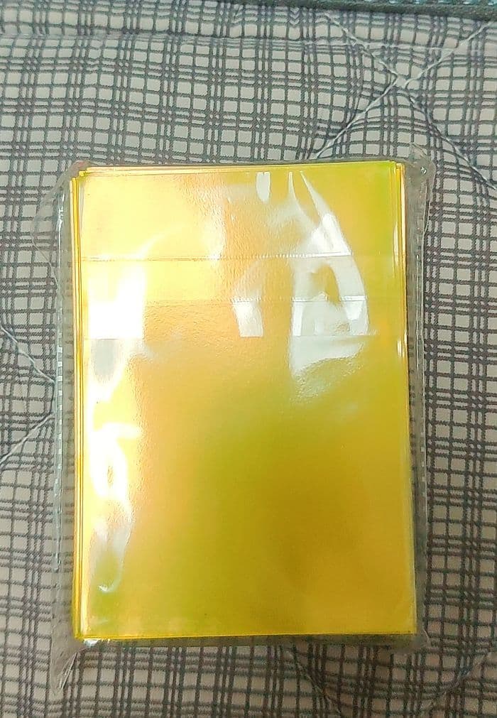 【海外限定】遊戯王 魔術師の弟子ブラック・マジシャン・ガール スリーブ 100枚